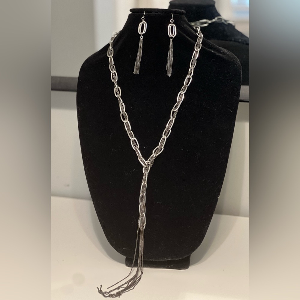 Silver Tone Chain Necklace and Earring Set